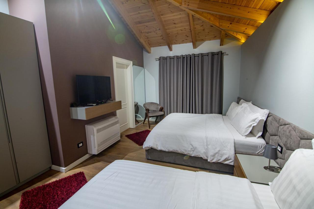 Tree Hotel Korce Exterior foto